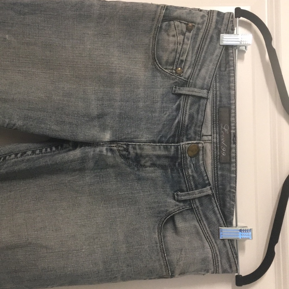 ✨ Moving sale 🚗- Level 99 Light Wash Jeans, Size 27 - Picture 6 of 11